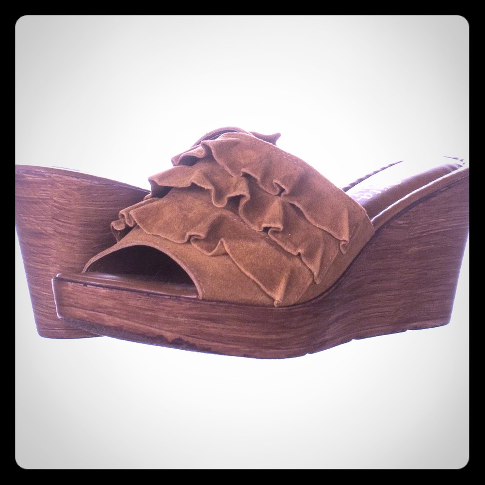 Bella Vita Tobacco Italian Suede Shoe - Size 9.5